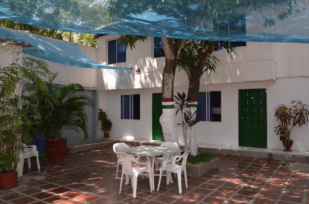 Hotel Vargas Airport Cartagena ภายนอก รูปภาพ
